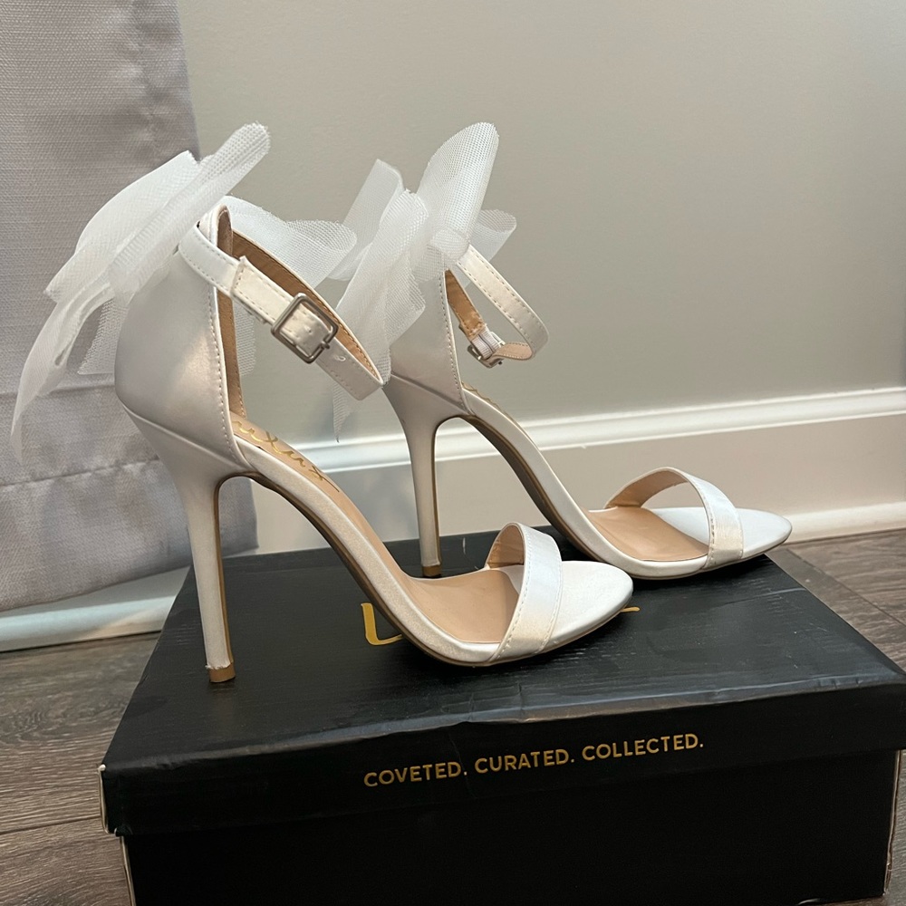 Perfect bridal shoes 🤍